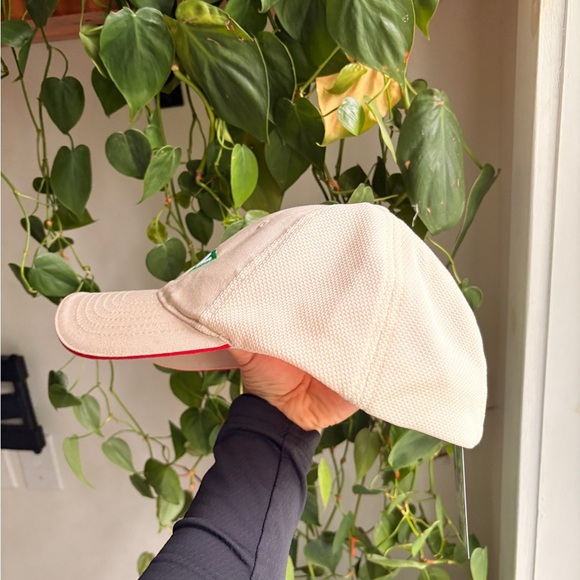 vintage CTV NEWS MONTREAL fitted baseball hat cap - Picture 5 of 6